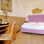 Sonnino 4*