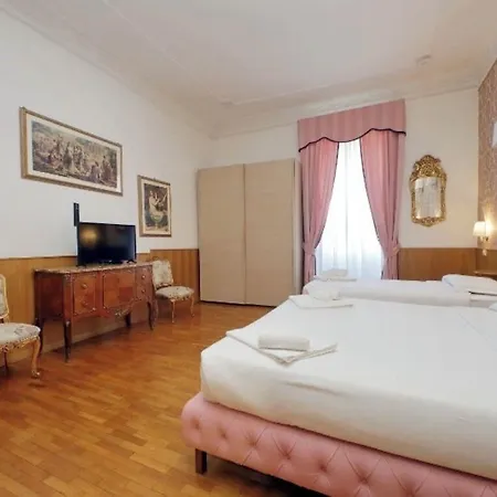 Sonnino Guest house 4*