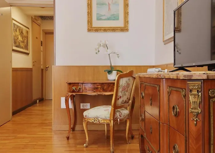 Sonnino Affittacamere 4*