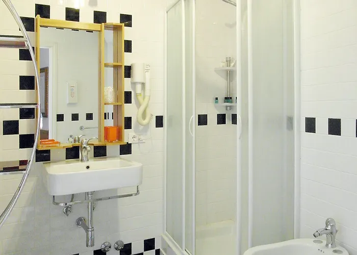 Sonnino Affittacamere 4*