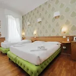 Sonnino 4* Rom